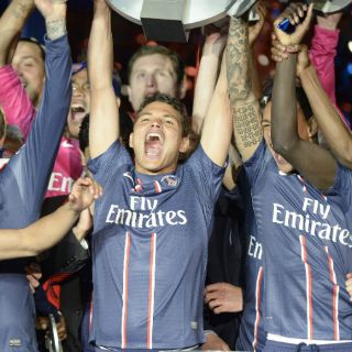 PSG busca atar a Silva y Verratti