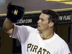 Travis Snider pega un grand slam en el sexto episodio. AP /
