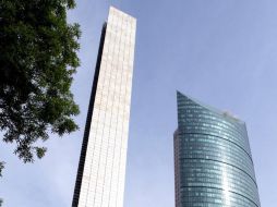 Los ocho presuntos implicados en los actos de corrupción por la construcción de la Estela de Luz serán sometidos a juicio. ARCHIVO /