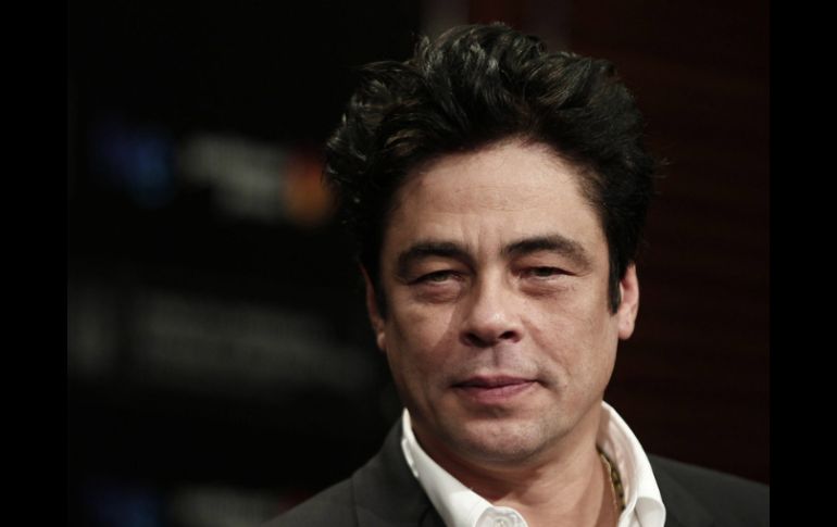 El debut de Del Toro forma parte de un ensamble que contempla historias dirigidas por Pablo Trapero. ARCHIVO /