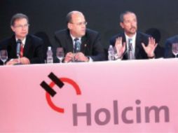 Directivos anunciaron el cambio de nombre de Apasco a Holcim México. EE  /