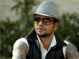 Escribe libro sobre hábitos alimenticios que le ayudaron contra el cáncer que padeció. ARCHIVO /