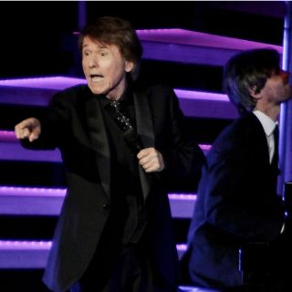 Raphael ofrece concierto en Los Ángeles