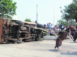 Día del bombero. Ayer en la Plaza Benito Juárez se llevó a acabo el acto protocolario con autoridades municipales de Guadalajara EL INFORMADOR /