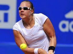 La estonia Kaia Kanepi gana a Varvara Lepchenko (USA, 7), por 6-3, 4-6 y 7-6(4) . MEXSPORT /