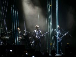 La banda liderada por Matt Bellamy, actuará en la gala previa al estreno. ARCHIVO /