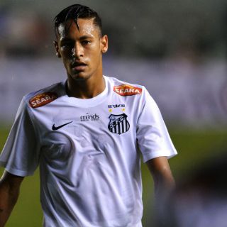 Neymar aún no se decide