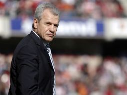 La dirección deportiva del Espanyol ha manifestado que su intención es ofrecer un año de contrato a Javier Aguirre. ARCHIVO /