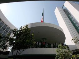 Según las cifras, la Cámara ha tenido que invertir 352 millones de pesos más para financiar la realización del inmueble. ARCHIVO /