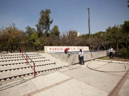Después de ''tantas'' peticiones de parte de los vecinos, el Ayuntamiento de Guadalajara intervene el Parque de las Estrellas. ARCHIVO /