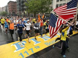Unos tres mil competidores tomaron parte de este maratón realizado en honor a las víctimas de las explosiones del 15 de abril. AP /