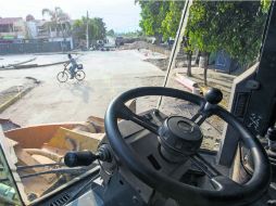 Obra en proceso. Maquinaria y trabajadores laboran en la zona para concluir el túnel el próximo mes. EL INFORMADOR /