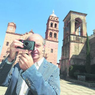 Juan Carlos Rulfo abre diálogo con tapalpenses