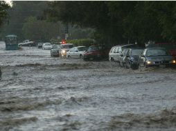 El crecimiento de la ciudad desapareció las cuencas y cauces naturales del agua, que captaban y regulaban las corrientes de lluvia. ARCHIVO /
