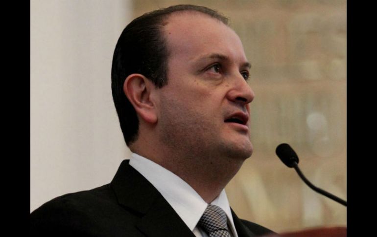 Rodolfo Ríos Garza, el procurador, afirma que apoyará la consolidación de la trayectoria profesional de cada maestro. ARCHIVO /