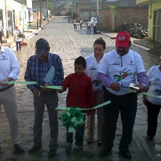 Entregan obras en la colonia El Órgano