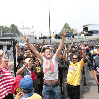 Se reúne afición celeste para final en el Azteca