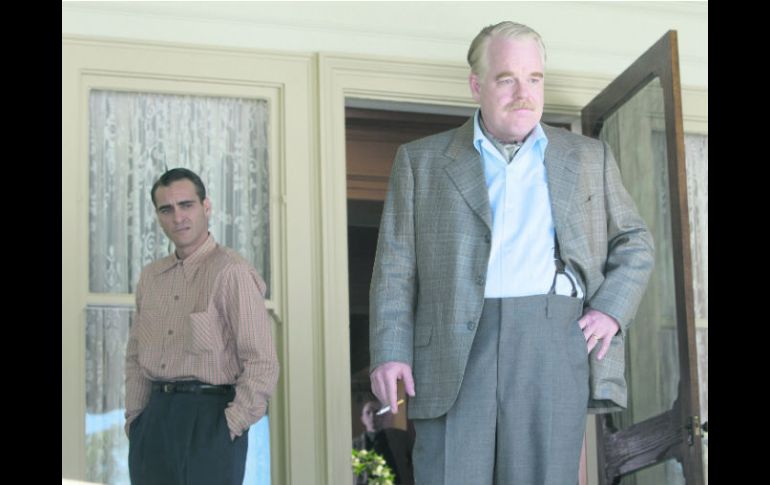 Las actuaciones de Joaquin Phoenix y Phillip Seymour Hoffman en ''The Master'' los hicieron acreedores a una nominación al Oscar. ESPECIAL /