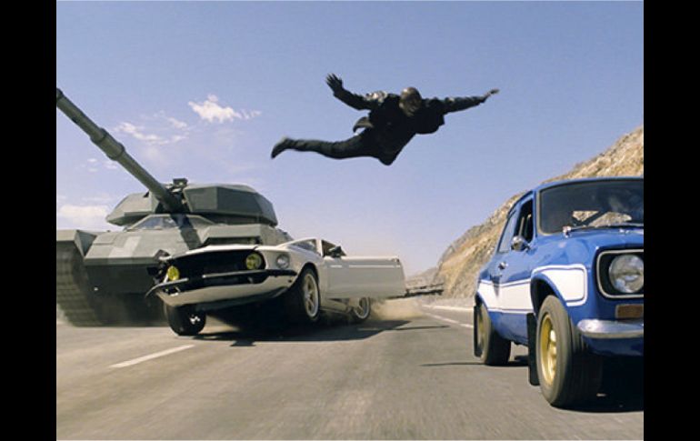 La secuela de acción ''Rápidos y furiosos 6'' está conquistando la taquilla esta semana. ESPECIAL /