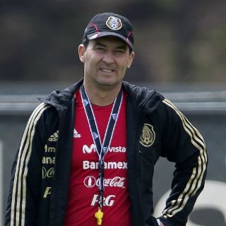 ''Chepo'' no promete nada con el Tri