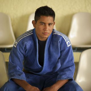 Espadas mantiene su invicto intacto y suma boleto al Mundial