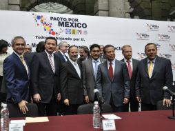Pacto por México instala mesa para la reforma política. SUN /