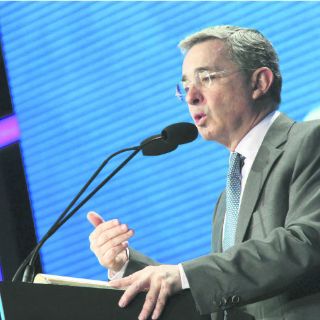 Colombia ve fin de guerrilla, tras primer acuerdo con las FARC