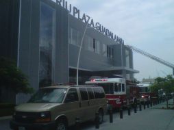 Los ''tragahumo'' entraron al edificio seis minutos después de que se hizo el reporte.  /