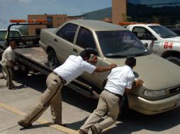 De enero a abril de 2013 hubo 922 robos de autos en el municipio. ARCHIVO /