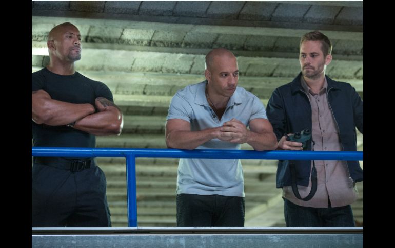 Los espectadores norteamericanos corrieron a ver la sexta entrega de la serie de automóviles. AP /