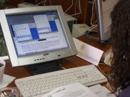 Se reitera la disposición de la SEJ para dar continuidad al programa E-escola International, México y Portugal''. ARCHIVO /