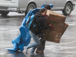 Para la actual temporada de lluvias y ciclones tropicales el gobierno estatal tiene activos y listos mil 122 refugios temporales. ARCHIVO /