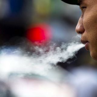 Zapopan ayuda a fumadores, pero minimiza venta de cigarros pirata