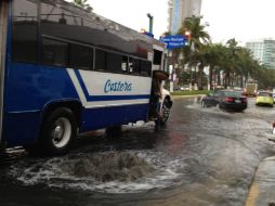 Continuarán las lluvias intensas a torrenciales (más de 150 litros por metro cuadrado) en el sur, sureste y Oriente del país. NTX /