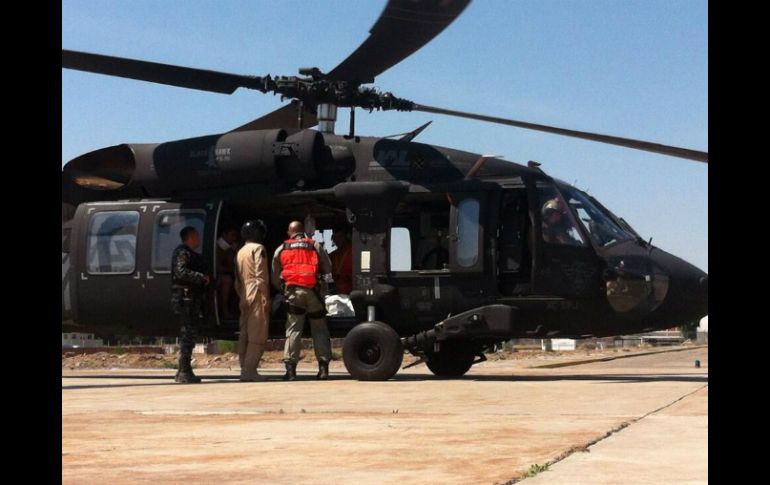 Helicópteros de Protección Civil al momento de su llegada al lugar del percance. ESPECIAL /