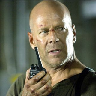 Bruce Willis pone a la venta su mansión de Beverly Hills