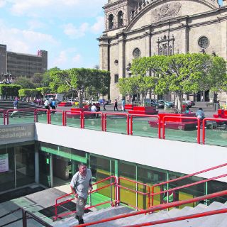 Comienza regularización de Plaza Guadalajara