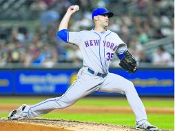 El abirdor de los Mets, Dillon Gee, ponchó a 12 rivales. AP /
