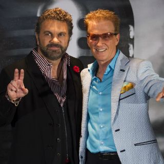 Emmanuel y Mijares recuerdan tiempos pasados en concierto