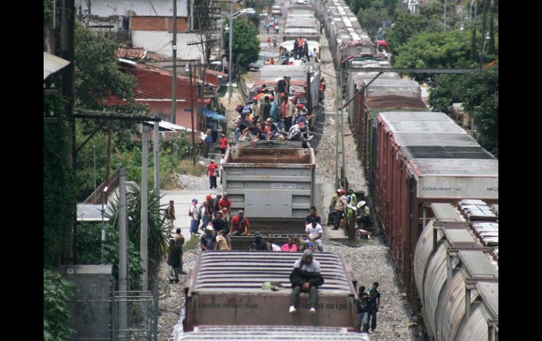 Hay más casos similares a lo largo del tramo férreo que comunica a estados como Campeche, Tabasco, Chiapas y Veracruz. ARCHIVO /