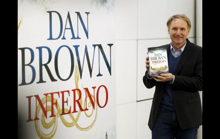 El autor tomó de pretexto al poeta italiano Dante Alighieri al escribir su nueva novela. EFE /