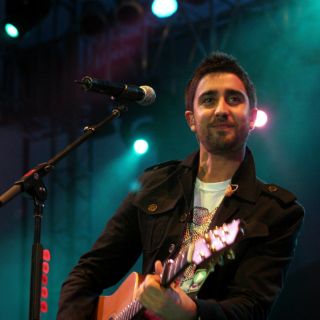 Alex Ubago ofrecerá concierto en línea gratuito