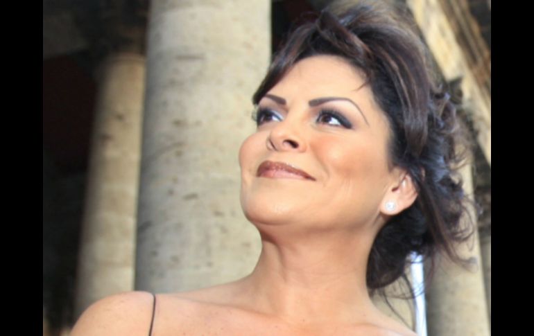 Mara Patricia reconstruyó en los últimos años el área de periodismo de espectáculos en Televisa. ARCHIVO /