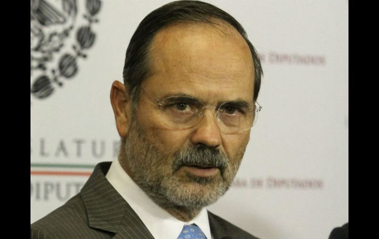 Gustavo Madero asegura que el pacto se concretó porque los partidos políticos que no están en el gobierno decidieron colaborar en él. ARCHIVO /