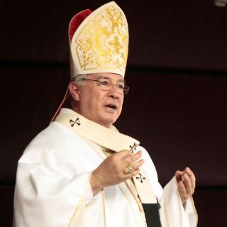 Cardenal dirige primera ceremonia para la Madre Lupita