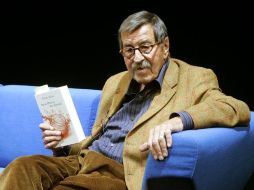 En 1999, el escritor alemán Gunter Grass recibe el Premio Príncipe de Asturias de las Letras. ARCHIVO /