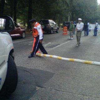 Con bloqueo en Patria, piden aumento salarial