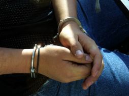 El detenido fue puesto a disposición del agente del Ministerio Público. ARCHIVO /