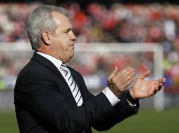 Javier ''Vasco'' Aguirre incluso llegó a pelear puestos de Europa League con sus jugadores. ARCHIVO /