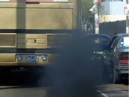 Buscan endurecer las normas sobre la emisión de contaminantes para hacerlas más apegadas a las normas internacionales. ARCHIVO /